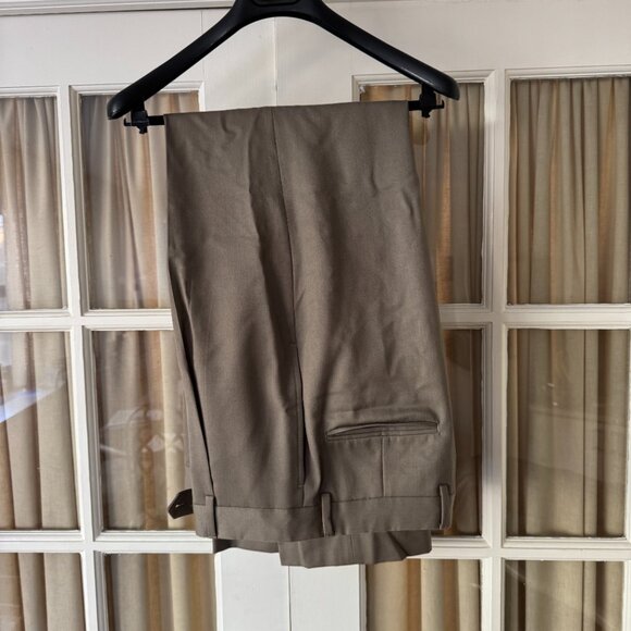 Men's Tommy Hilfiger Tan Suit SZ 40L 33W 100% Wool - Picture 6 of 13